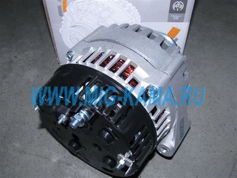 Генератор (90А, 28V, 6РК поликлин) Камаз Евро-2 (ан.7762-3701-02/-12 ...