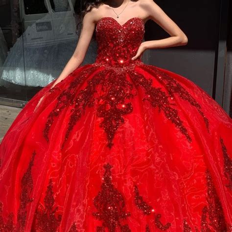 Red Quinceanera Dresses With Detachable Sleeves Sequins Applique Sweet