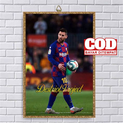 Poster Kayu Lionel Mesi Foto Bingkai Lionel Mesi Sepak Bola Football