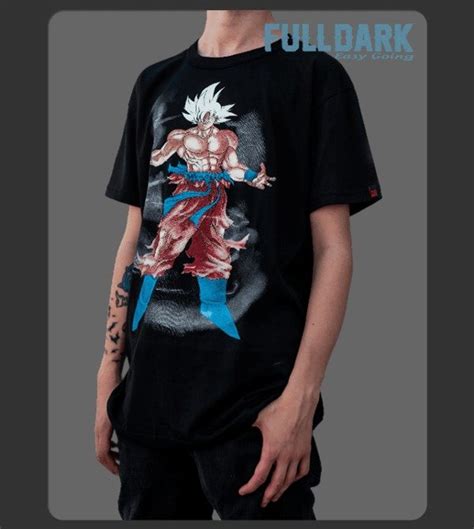 Remera De Goku Ultra Instinto Brilla En La Oscuridad Ropa Urbana