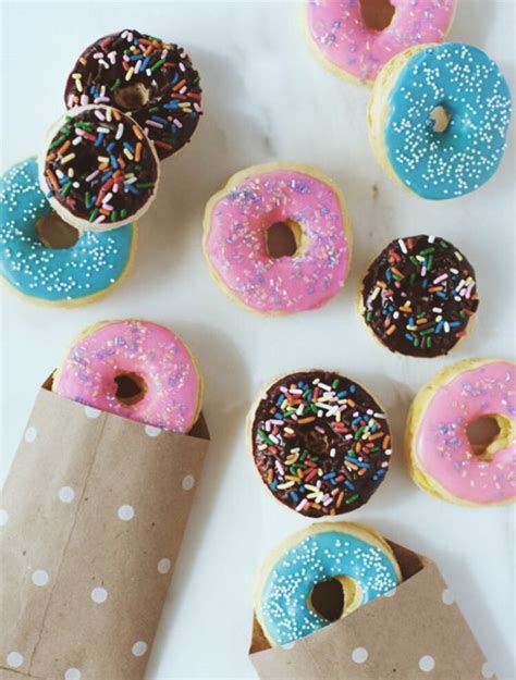 Donuts Donut Decorating Ideas Delicious Donuts Macaron Recipe