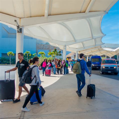 Aeropuerto de Cancún vs Aeropuerto de Tulum cuál es mejor para tu