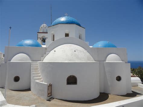 Thirassia or Thirasia Island, Cyclades, Greece, pictures and ...