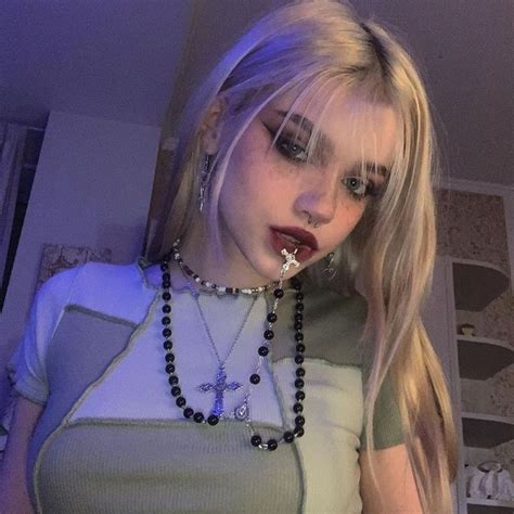 AstRrid Blonde Girl Blonde Women Emo Girl Makeup