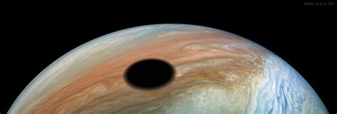 Juno Is Jupiter Bright Enough To Be Seen In Color By The Naked Eye From Jupiter Orbit Space