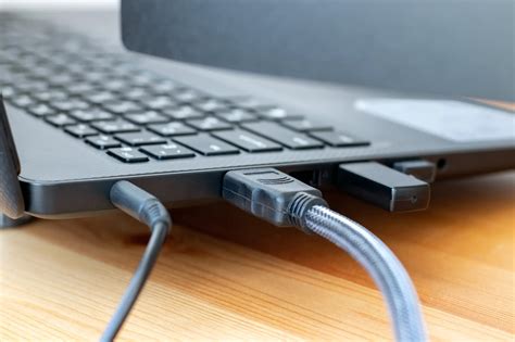 How to Troubleshoot HDMI Connection Problems | Pacroban