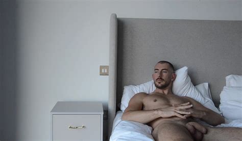 A Nude Model ThisVid