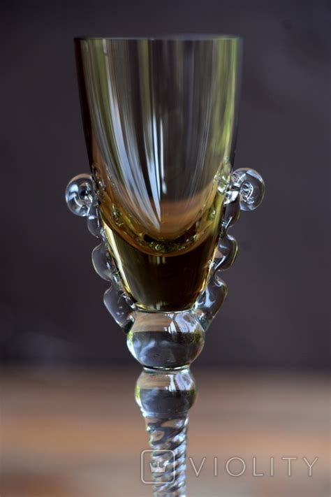 Бокали рюмки на високій спиральній ніжці Богемія видувне скло - Violity