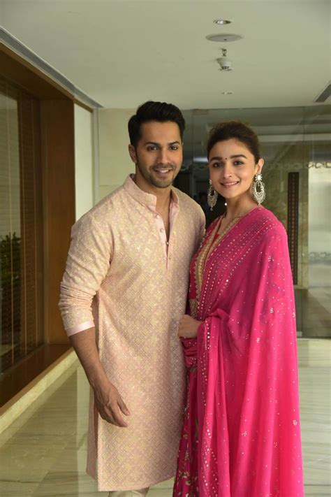 Kalank promotions: Alia Bhatt and Varun Dhawan twin in shades of pink | Fashion News - The ...