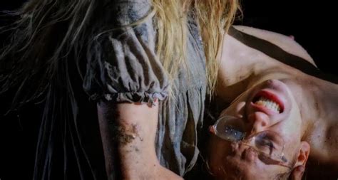 Naked Julia Batelaan In Molly