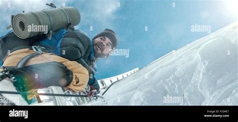 EVEREST 2015 Universal Pictures film with Jason Clarke as Bob Hall ...