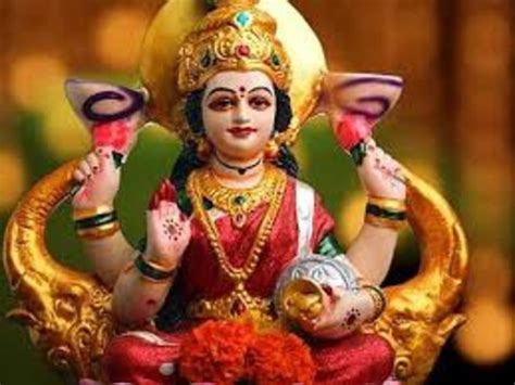 Maa Lakshmi Pleasing Tips Follow These Vastu Tips During The Worship Of