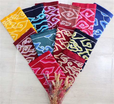 Kain Batik Cirebon Trusmi Motif Megamendung Awan Cerah Pastel Lazada