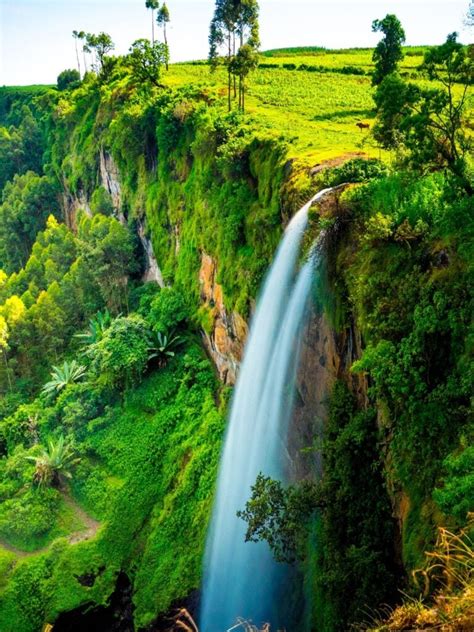 20 FAMOUS Waterfalls In Africa You Have To See To Believe