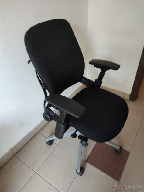 My 'Clatina Mellet ergonomic high swivel executive chair' review ...