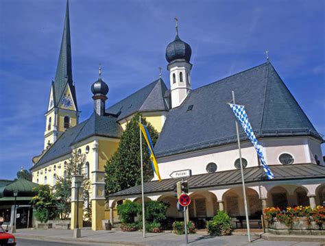 Pfarrkirche Mariä Himmelfahrt Prien Infos Preise und mehr ADAC Maps