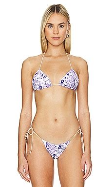 Bananhot Ocean Bikini Top In White Revolve