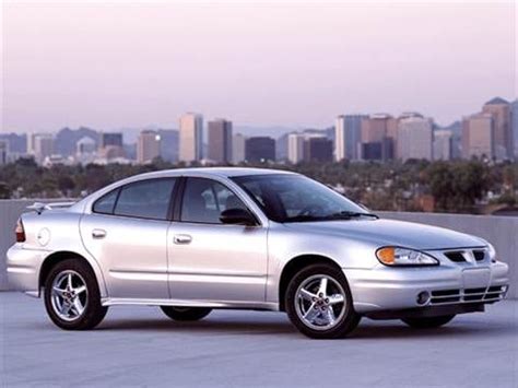 2003 Pontiac Grand Am SE Sedan 4D Pictures and Videos - Kelley Blue Book