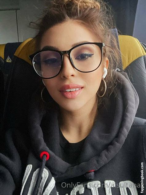 Aisultanax Nude OnlyFans Leaks The Fappening Photo 3472256 FappeningBook