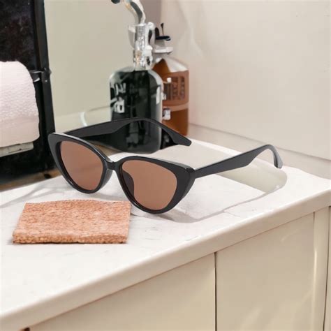 Mắt Kính Râm Thời Trang Mắt Mèo Form Xếch Phong Cách Y k Hot Trend