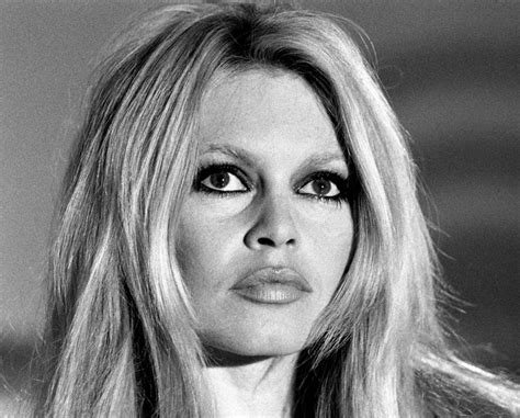 Brigitte Bardot Compie Anni I Tratti Distintivi Del Suo Beauty Look