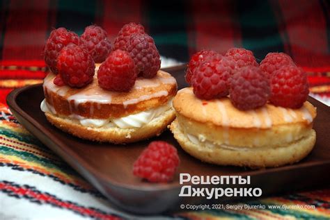 Бисквитные пирожные - пошаговый рецепт Сергея Джуренко
