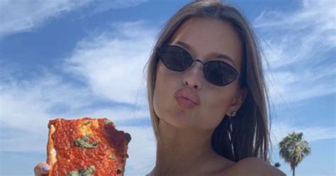 Fashion Nova Babe Thrills In Racy String Bikini As She Poses With Slice Of Pizza Daily Star