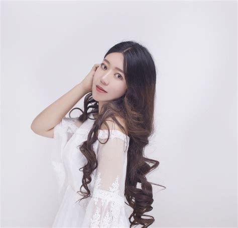 Hot girl mạng triệu follow gây sốc khi bị chụp lén nhan sắc thật fan đồng loạt để trạng thái