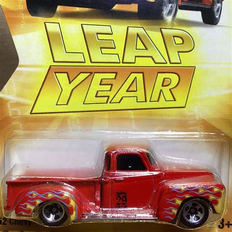 未使用に近いチェイスWalmart限定ホットウィール 52 シェビー トラック 赤 クローバーカーズ Hot Wheelsの落札情報詳細 ヤフオク落札価格検索 オークフリー