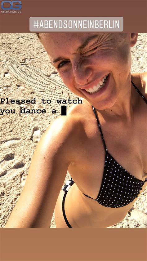 Jeanette Biedermann Nude Pictures Onlyfans Leaks Playboy Photos Sex Scene Uncensored