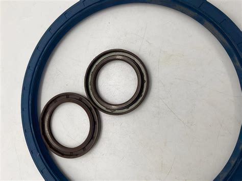 NBR 35 56 9 14 8 Bee642A Framework Oil Seal China Oil Seal And Valve