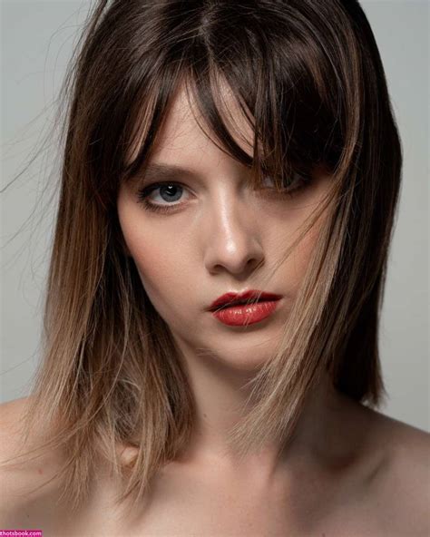 Goddess Amanda Nude OnlyFans Photos