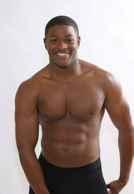 Ebony Bodybuilder Ricardo Get Naked And Showing Hot Ass