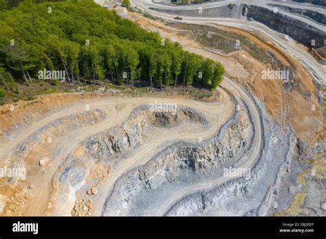 Exploitation Mini Re Par Le Dessus Terrasses Industrielles Sur La Mine