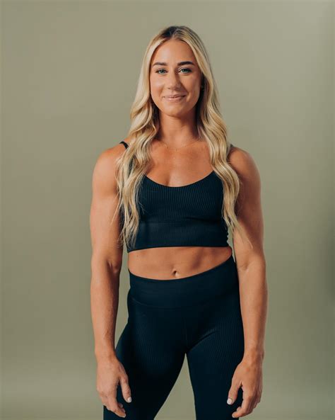Brooke Wells (@brookewellss) • Instagram photos and videos