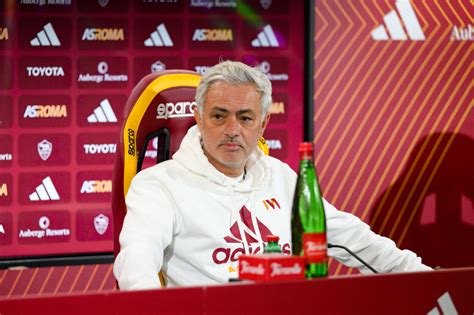 Sorpresa Roma Ufficiale L Esonero Di Mourinho Friedkin Necessario