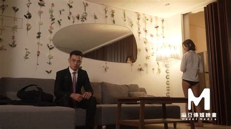 Horny Secretary Be The Master And Footjob Her Boss Porn Picture Gallery PornHat