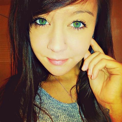 Green eyes : r/PrettyGirls