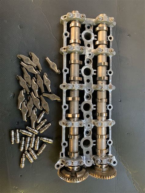 Bmw Mini N47 Engine Camshafts With Carrier And Rocker Set 7797511 2007