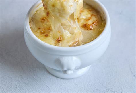 Cocina Esta Sopa De Cebolla Gratinada Al Estilo Le Cordon Bleu