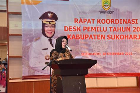 Hadiri Rakor Dan Sosialisasi Pelaksanaan Pemilu Bupati Desk