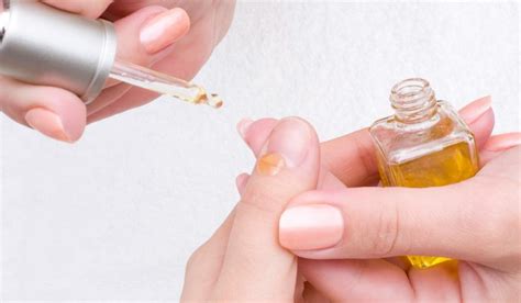 How to Use Cuticle Oil and Top 3 Brands You Need to Try