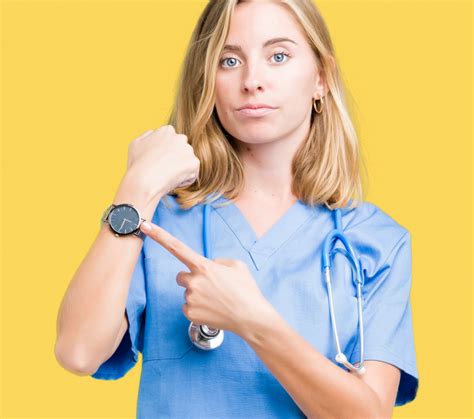 20 Best Nurse Watches for the Medical Professionals | Souljawatches