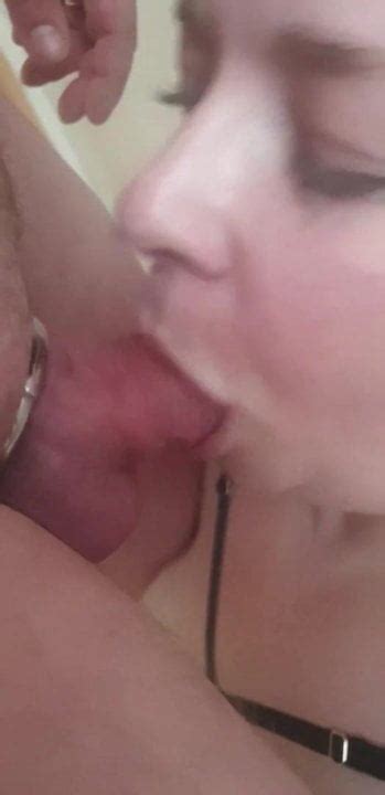 Auf Klo Big Tits Hd Porn Video A Xhamster