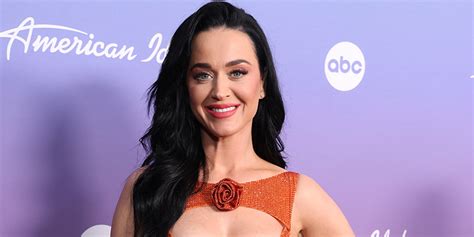 Katy Perry S Cut Out Leather Naked Dress Flashes Her Starfish Nipple Pasties