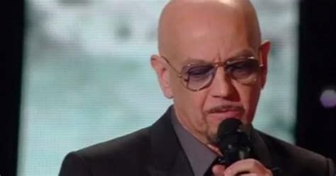 Enrico Ruggeri Al Festival Di Sanremo Tre Signori E Le Critiche