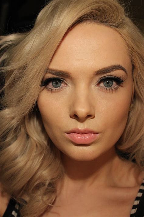 My Pale Skin Tutorial My Margot Robbie Inspired Pale Girl