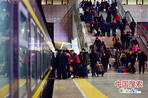 郑州局迎来节前铁路客流高峰 将增开上海等方向列车 中华网河南