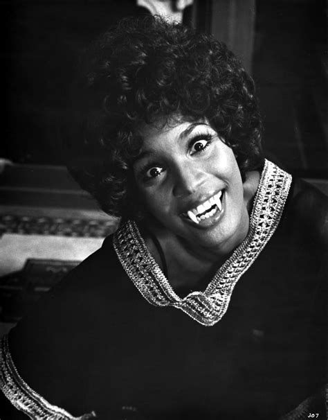 Teresa Graves Posed In Classic Photo Print 24 X 30