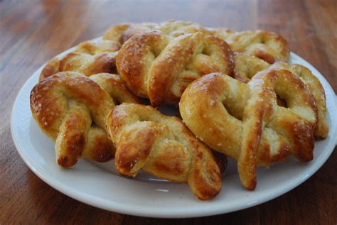 Hot Buttered Pretzels King Arthur Flour Recipe King Arthur Flour